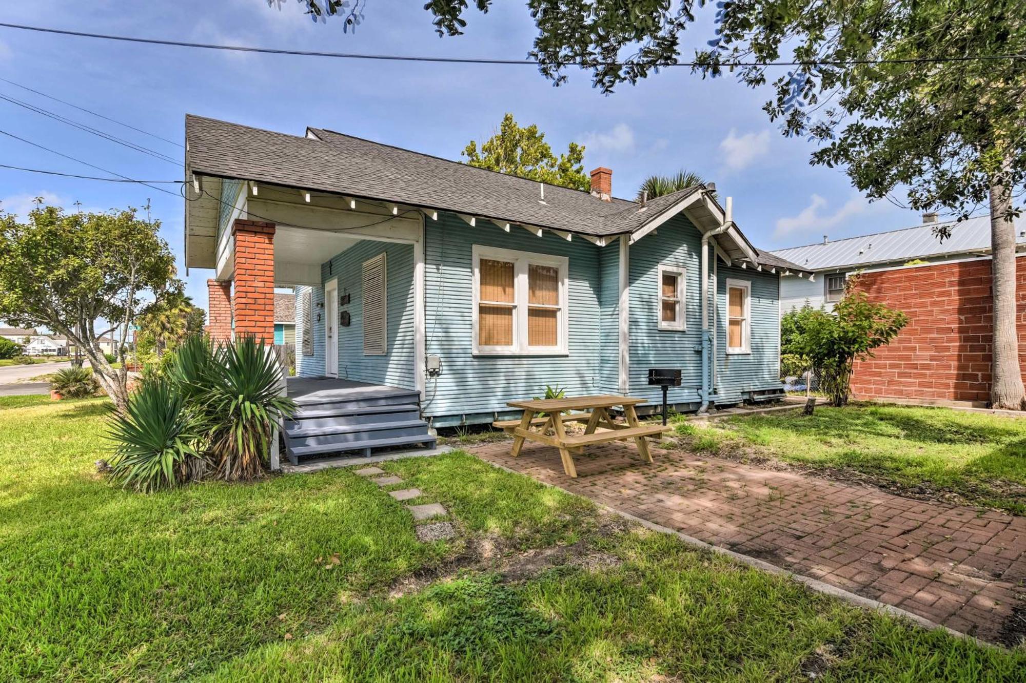 Quaint Galveston Vacation Home - Central Location! Экстерьер фото